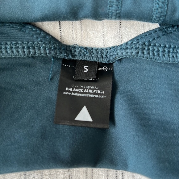 Balance Athletica Oasis Aura bra - Picture 7 of 7